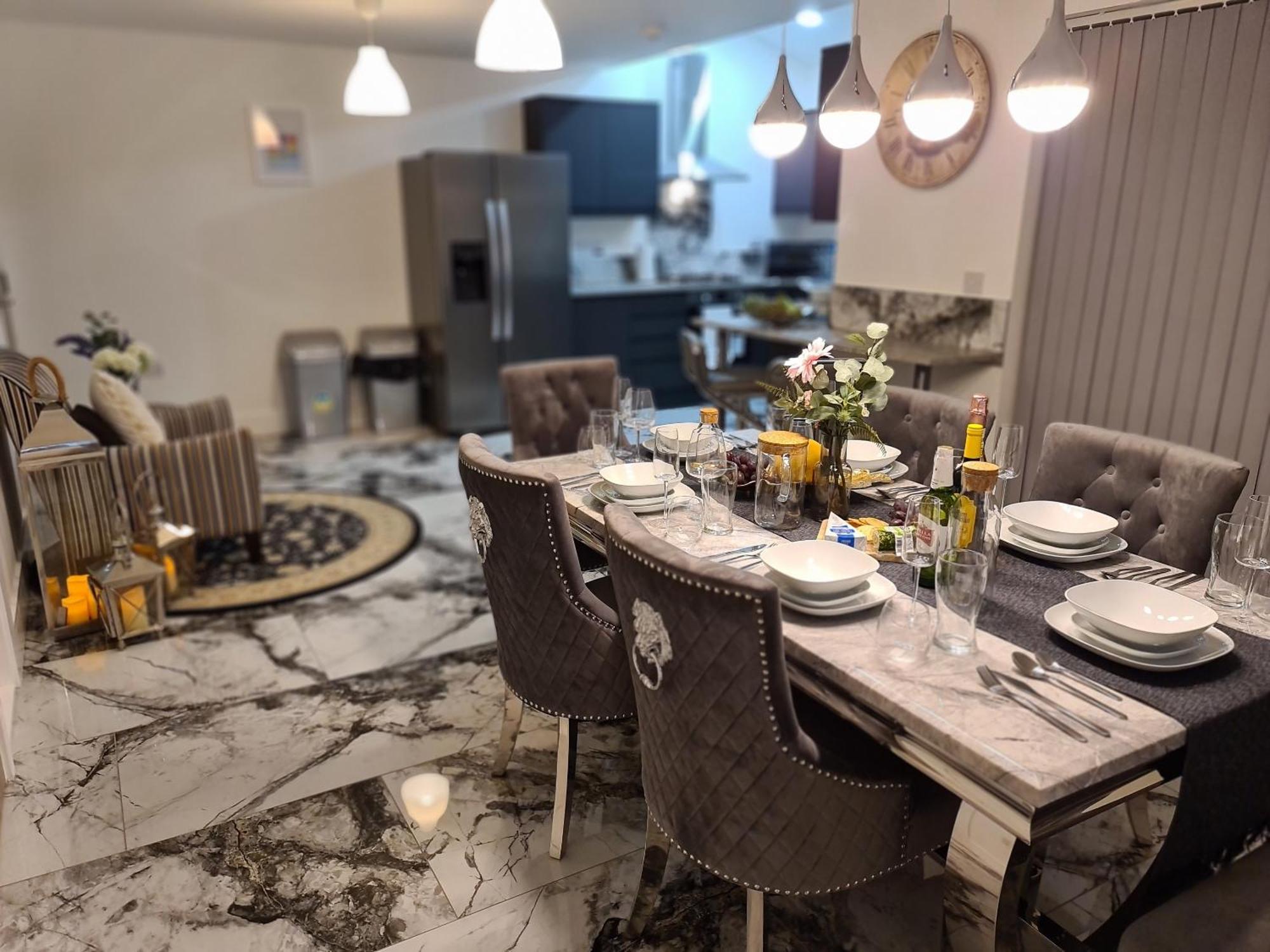 Sav 5 Bed Luxury Detached House In Leicester Humberstone Kültér fotó