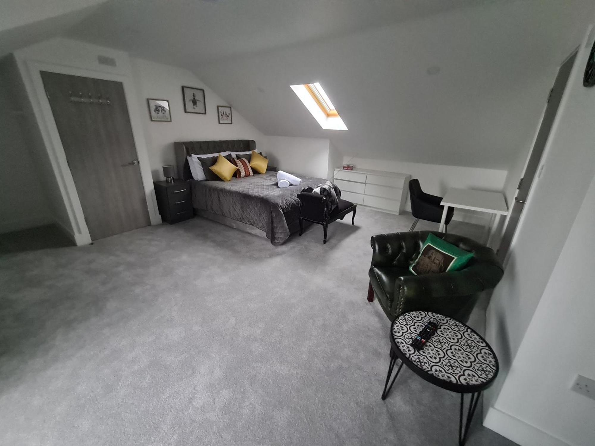 Sav 5 Bed Luxury Detached House In Leicester Humberstone Kültér fotó